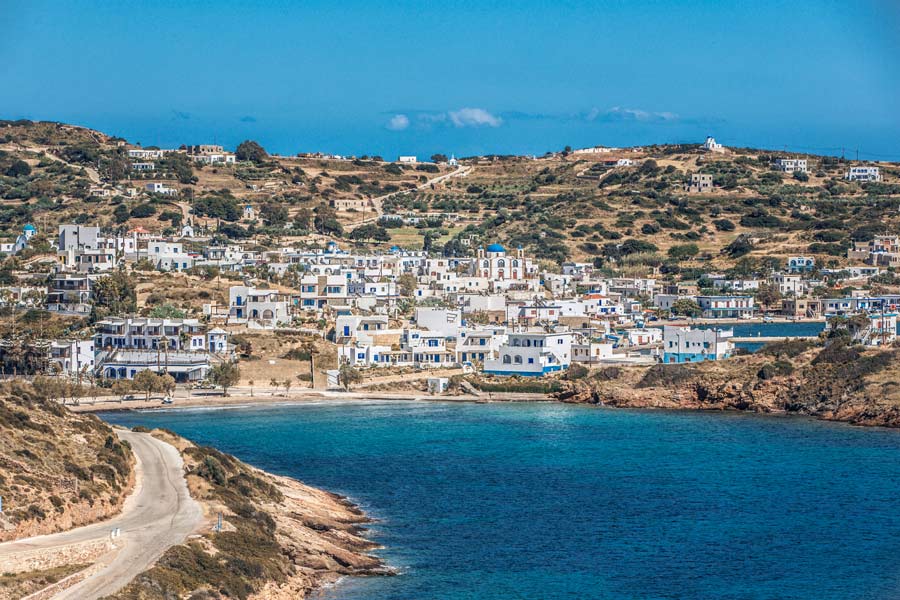 Χωρίς ξαπλώστρες οι παραλίες των Λειψών το καλοκαίρι